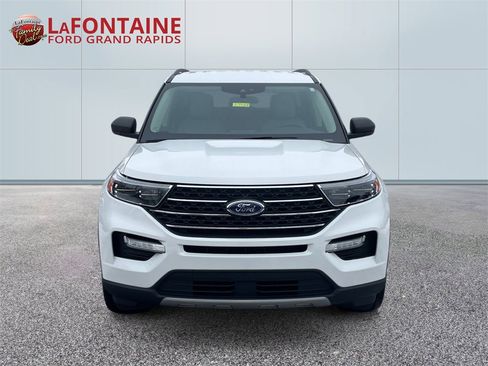 Used 2023 Ford Explorer XLT w/ Equipment Group 202A image 2