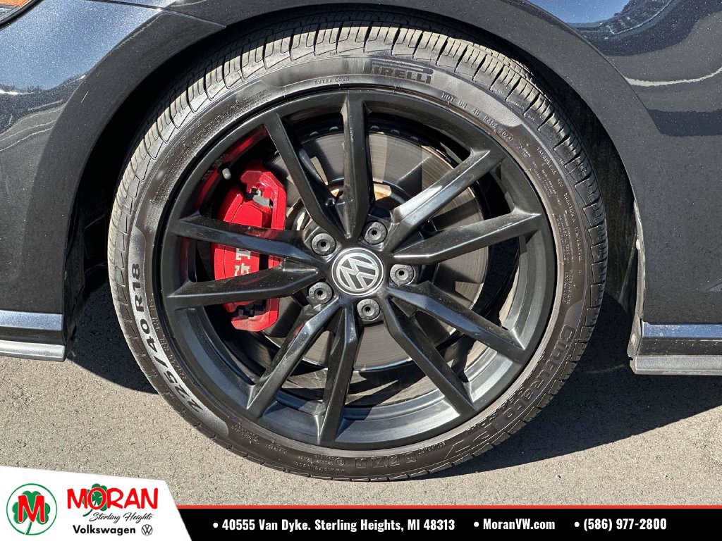 Used 2021 Volkswagen GTI SE FWD image 8