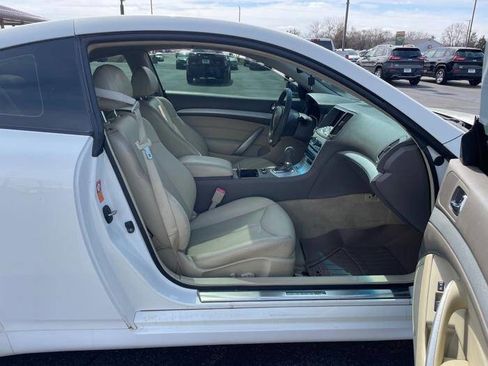 Used 2009 INFINITI G37 x Coupe w/ Premium Pkg image 26