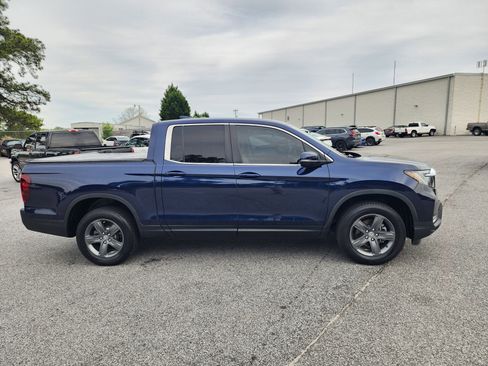 Certified 2023 Honda Ridgeline RTL image 3