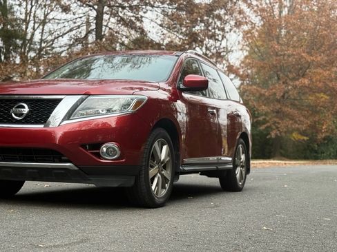 Used 2014 Nissan Pathfinder Platinum w/ Platinum Premium Package image 1