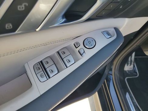 Used 2024 BMW X7 M60i w/ Executive Package AWD/4WD image 15