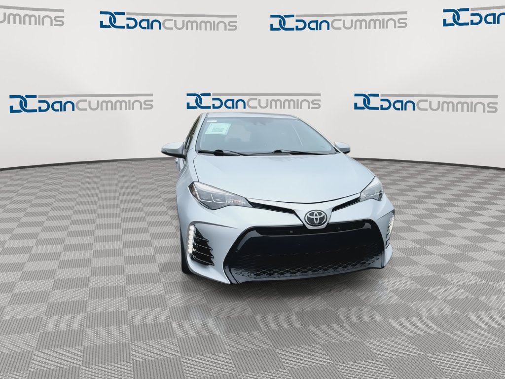 Used 2019 Toyota Corolla SE FWD image 3