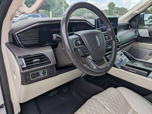 Certified 2022 Lincoln Navigator Black Label AWD/4WD image 13