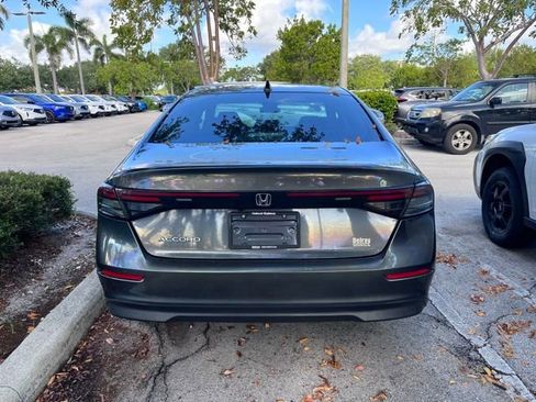 Used 2023 Honda Accord EX image 5