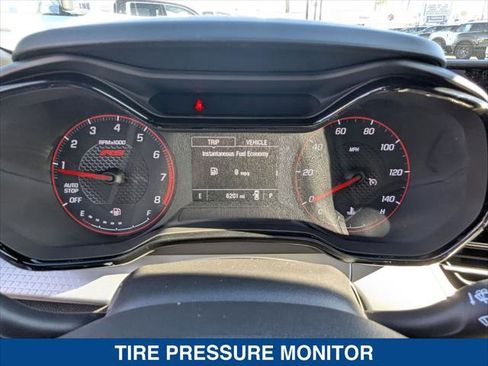 Used 2024 Chevrolet Trax RS w/ Driver Confidence Package image 14