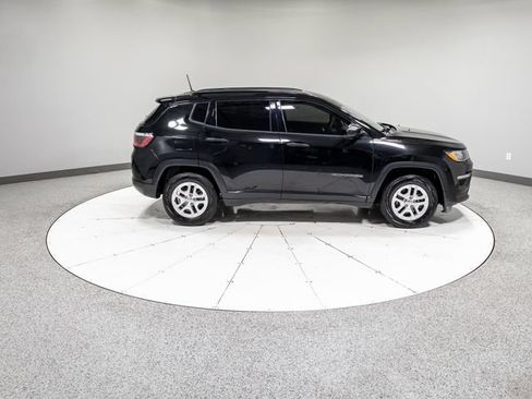 Used 2018 Jeep Compass Sport FWD image 27