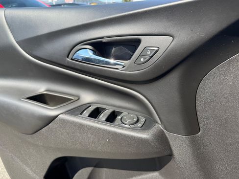 Used 2019 Chevrolet Equinox LT image 26