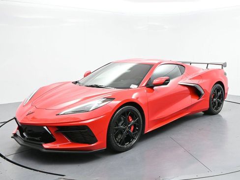 Used 2022 Chevrolet Corvette Stingray Preferred Cpe w/ Battery Protection Package RWD image 3