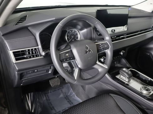 New 2026 Mitsubishi Outlander ES AWD/4WD image 26