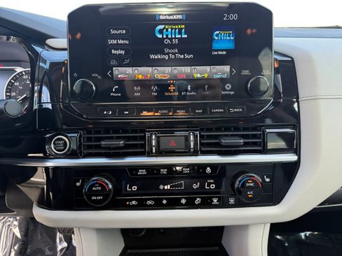 Used 2022 Nissan Pathfinder SL w/ SL Premium Package image 14