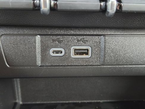 New 2026 GMC Canyon Elevation w/ Convenience Package image 28