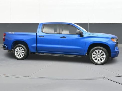 Used 2023 Chevrolet Silverado 1500 Custom w/ LPO, Dark Essentials Package image 19