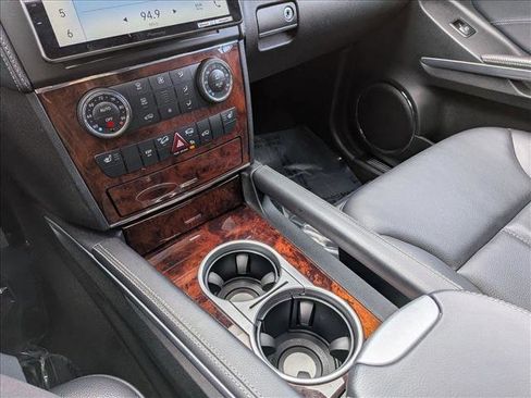 Used 2010 Mercedes-Benz GL 450 4MATIC image 12