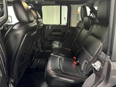 Used 2020 Jeep Wrangler Unlimited Rubicon w/ Dual Top Group image 11