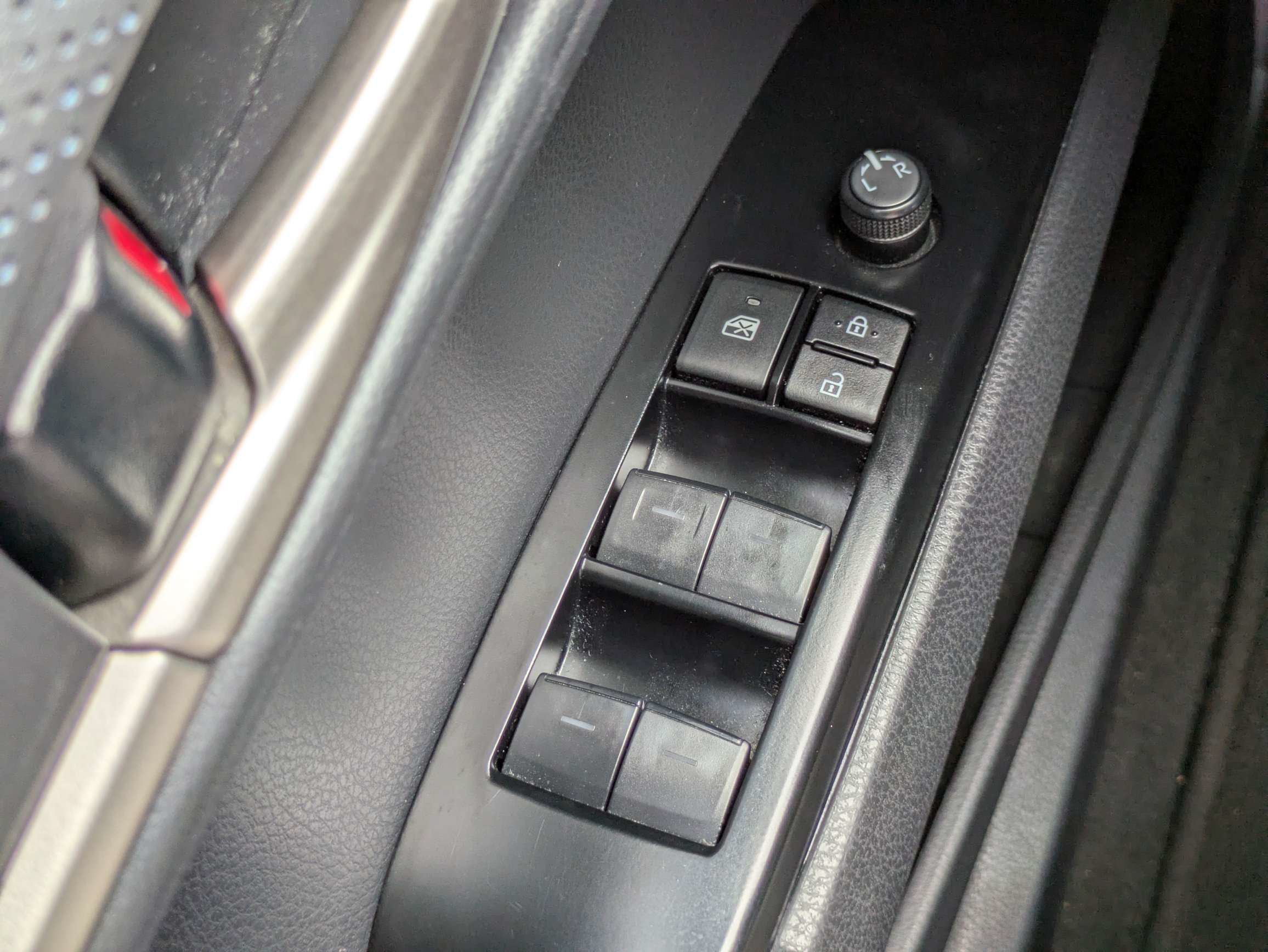 Used 2025 Toyota Camry XSE FWD image 22