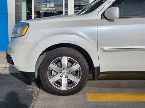 Used 2013 Honda Pilot Touring image 11