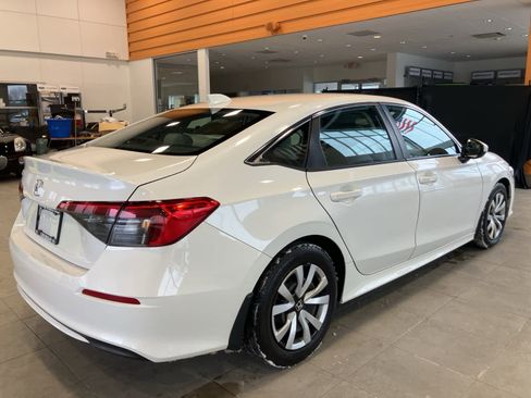 Used 2023 Honda Civic LX image 5