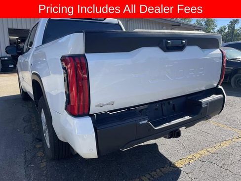 Used 2025 Toyota Tundra SR5 w/ SR5 Premium Package AWD/4WD image 6