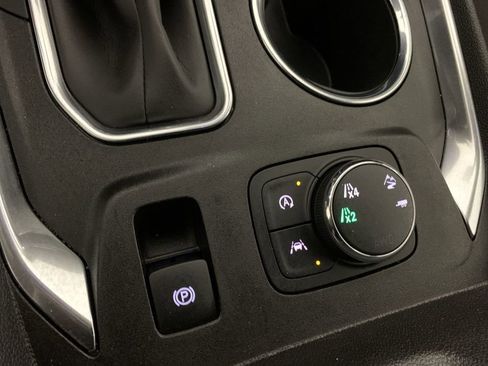 Used 2023 Chevrolet Traverse LT w/ LPO, Floor Liner Package AWD/4WD image 47