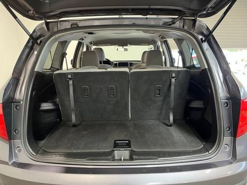 Used 2017 Honda Pilot EX image 16