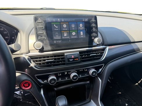 Used 2019 Honda Accord Sport image 12
