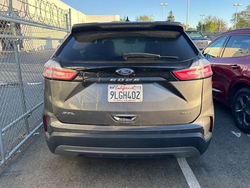 Used 2024 Ford Edge SEL image 4