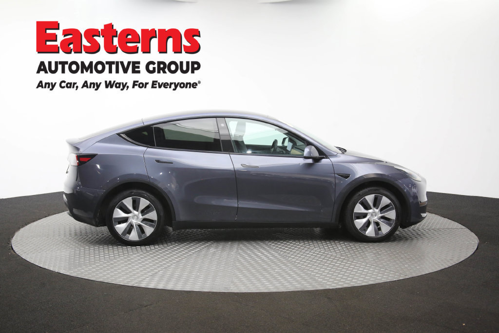 Used 2022 Tesla Model Y Long Range AWD/4WD image 41