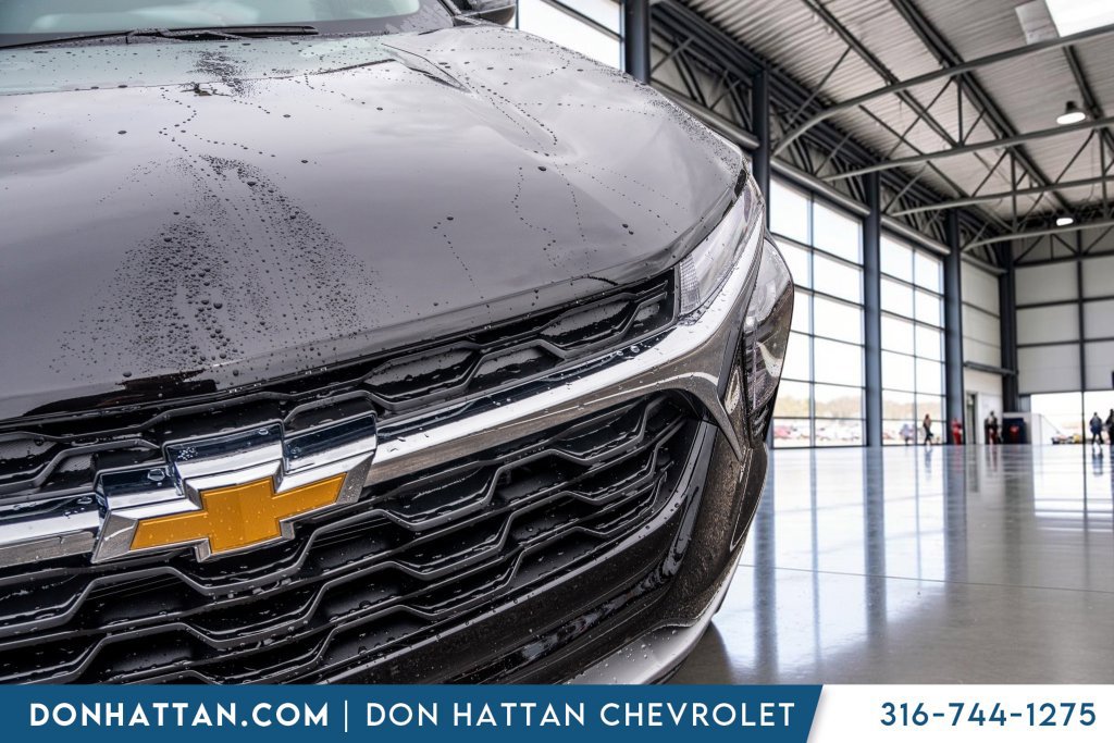 New 2026 Chevrolet Trax LT w/ LT Convenience Package FWD image 32