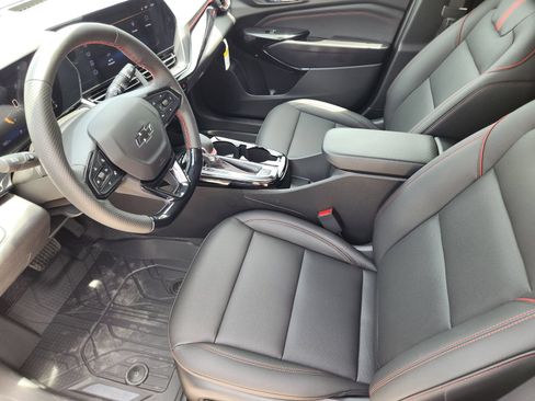 New 2026 Chevrolet Trax RS w/ Sunroof Package FWD image 13