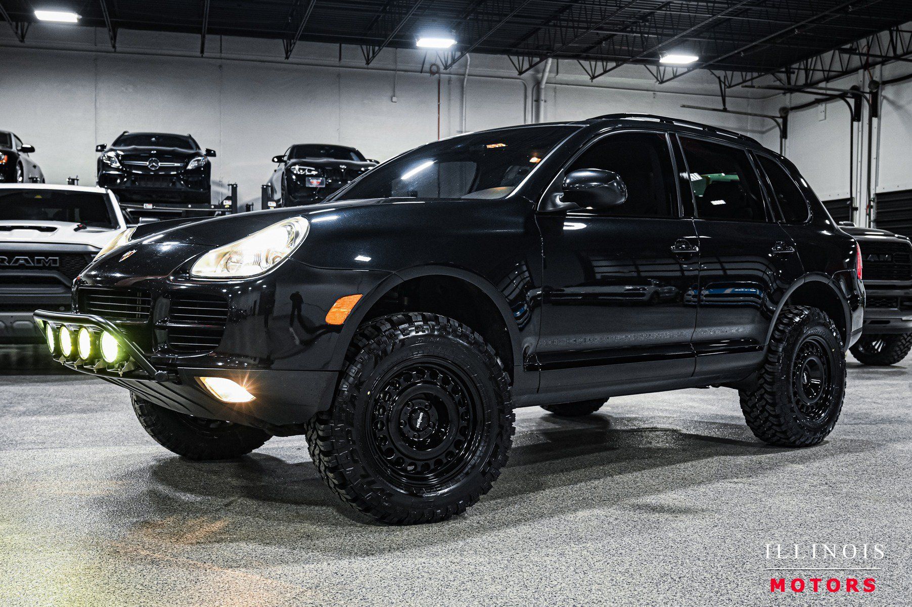 Used 2004 Porsche Cayenne S AWD/4WD image 1