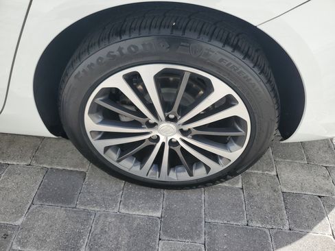 Used 2018 Buick Regal Preferred w/ Driver Confidence Package #1 image 7