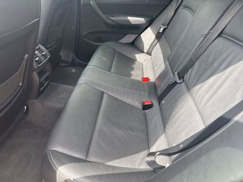 Used 2017 BMW X4 xDrive28i image 10