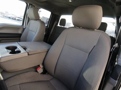 Used 2018 Ford F150 XLT image 4