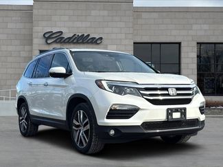 Used 2017 Honda Pilot Elite video 1