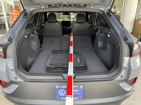 Certified 2023 Volkswagen ID.4 Pro AWD/4WD image 13