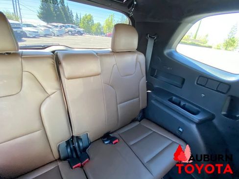 Used 2022 Kia Telluride SX w/ SX Prestige Package AWD/4WD image 25