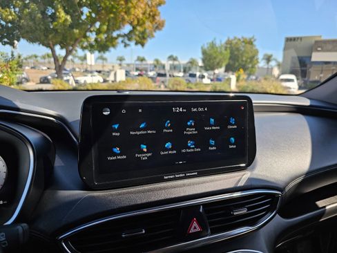 Used 2023 Hyundai Santa Fe SEL w/ Premium Package image 35