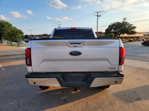Used 2018 Ford F150 Lariat w/ Equipment Group 502A Luxury AWD/4WD image 4