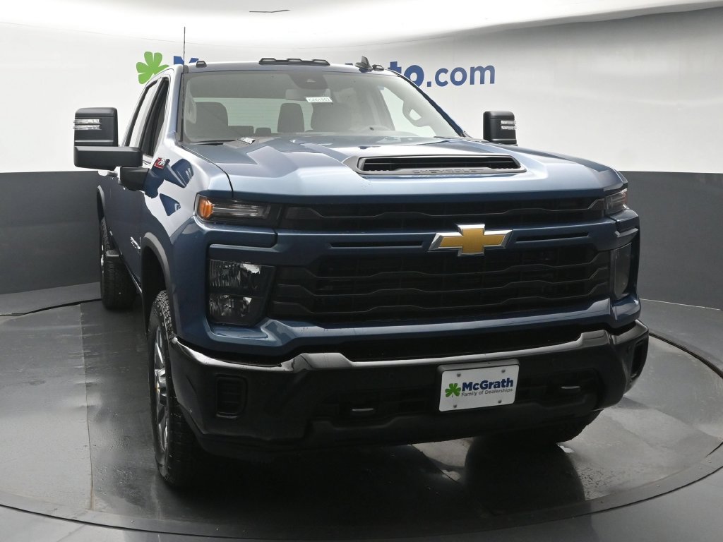 New 2026 Chevrolet Silverado 2500 Custom w/ Custom Value Package AWD/4WD image 5