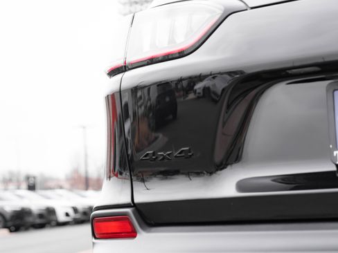 Used 2019 Jeep Cherokee Latitude Plus image 27