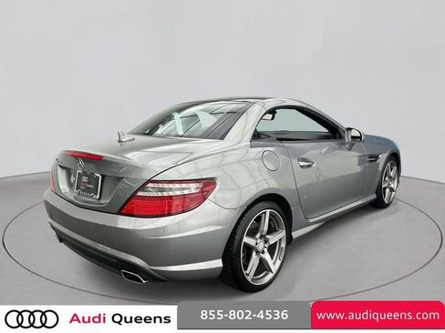 Used 2015 Mercedes-Benz SLK 250 image 4