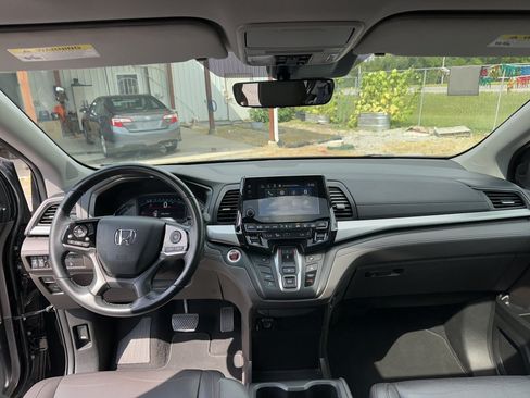 Used 2018 Honda Odyssey EX-L image 12