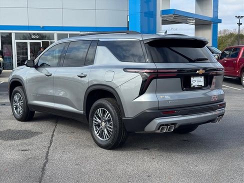 New 2026 Chevrolet Traverse LT w/ LPO, Floor Liner Package image 5