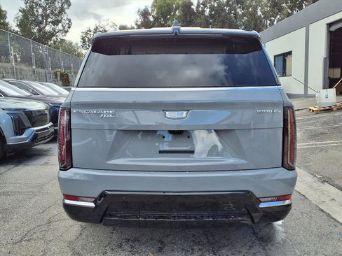 New 2026 Cadillac Escalade IQL Luxury image 9