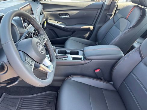 New 2025 Nissan Sentra SR w/ SR Premium Package image 5