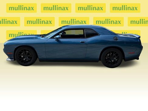 Used 2022 Dodge Challenger GT RWD image 11