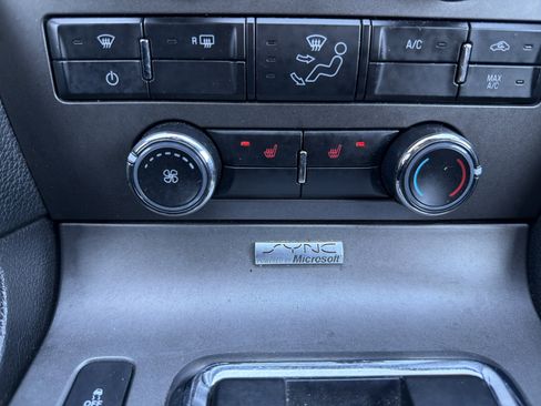 Used 2012 Ford Mustang Premium image 27