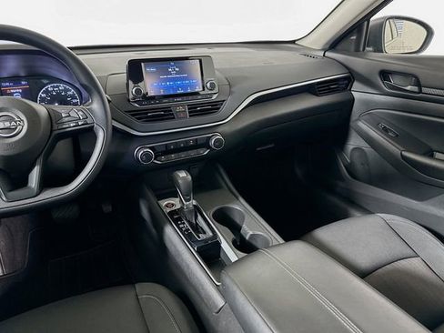 Used 2024 Nissan Altima 2.5 S image 23