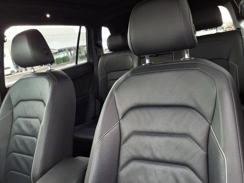 Used 2020 Volkswagen Tiguan SEL Premium R-Line image 22